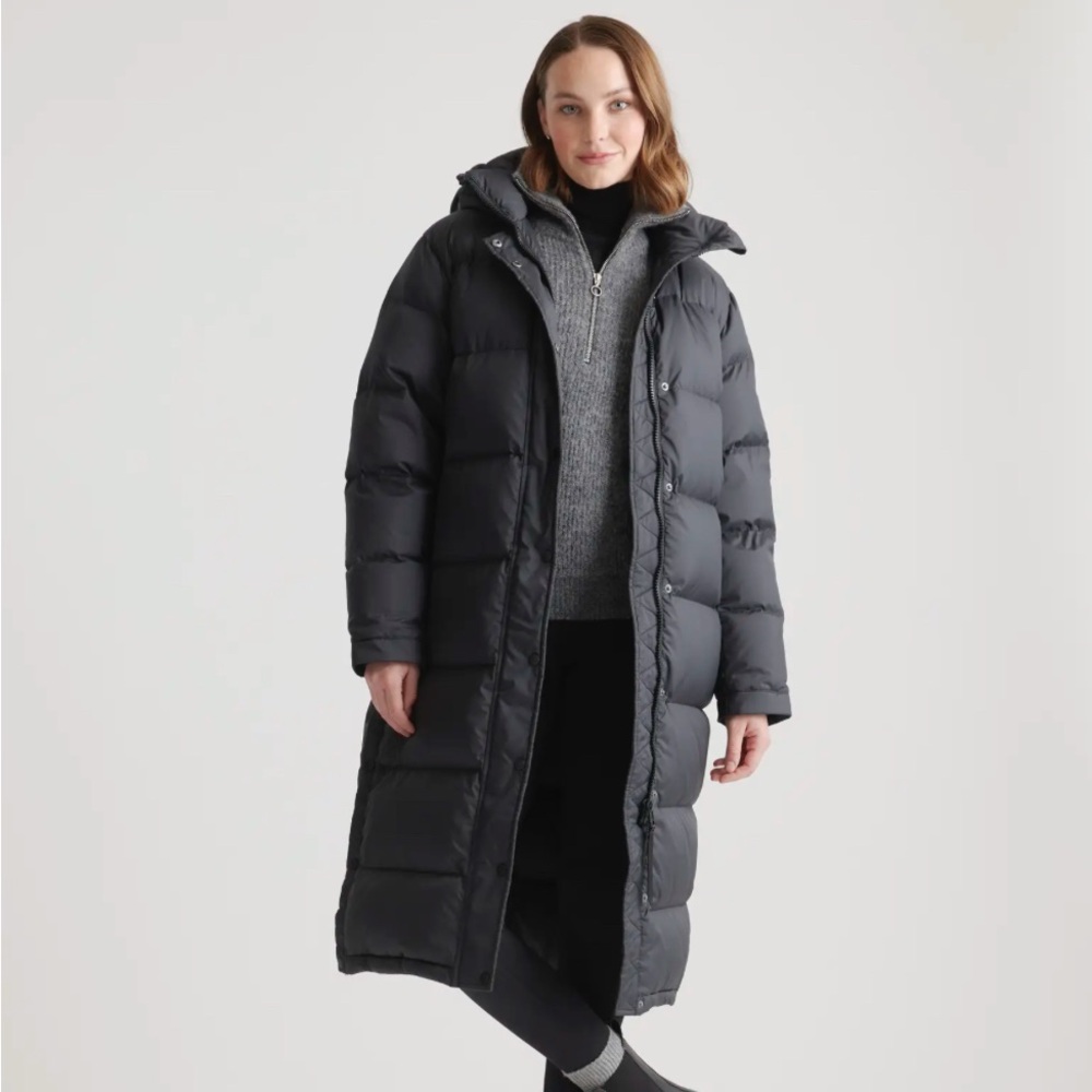 Quince Responsible Down Long Puffer Size Small Black